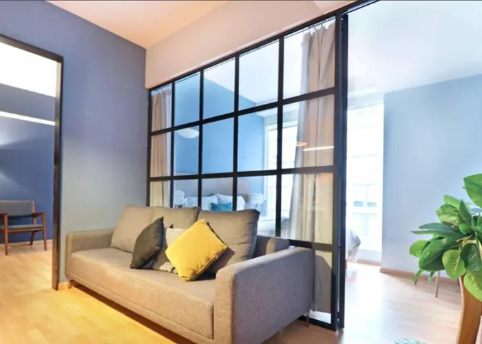 Apartment Downtown Pool & Gym *